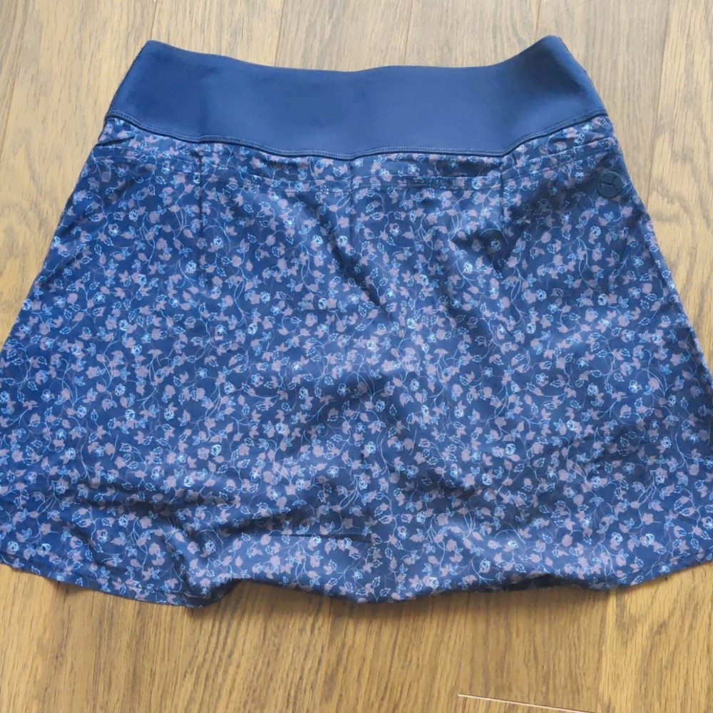 Nwot Puma golf floral skort